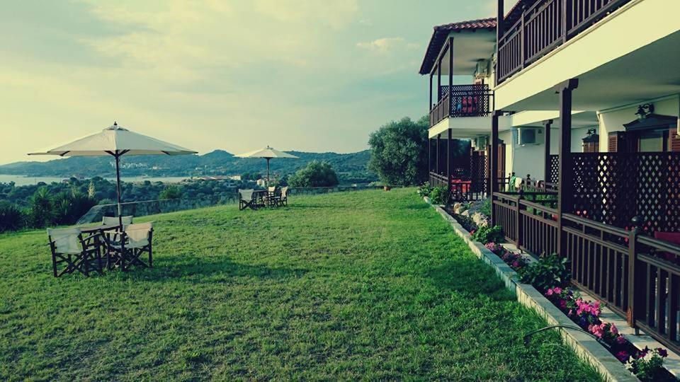 Erotokritos Apartment *