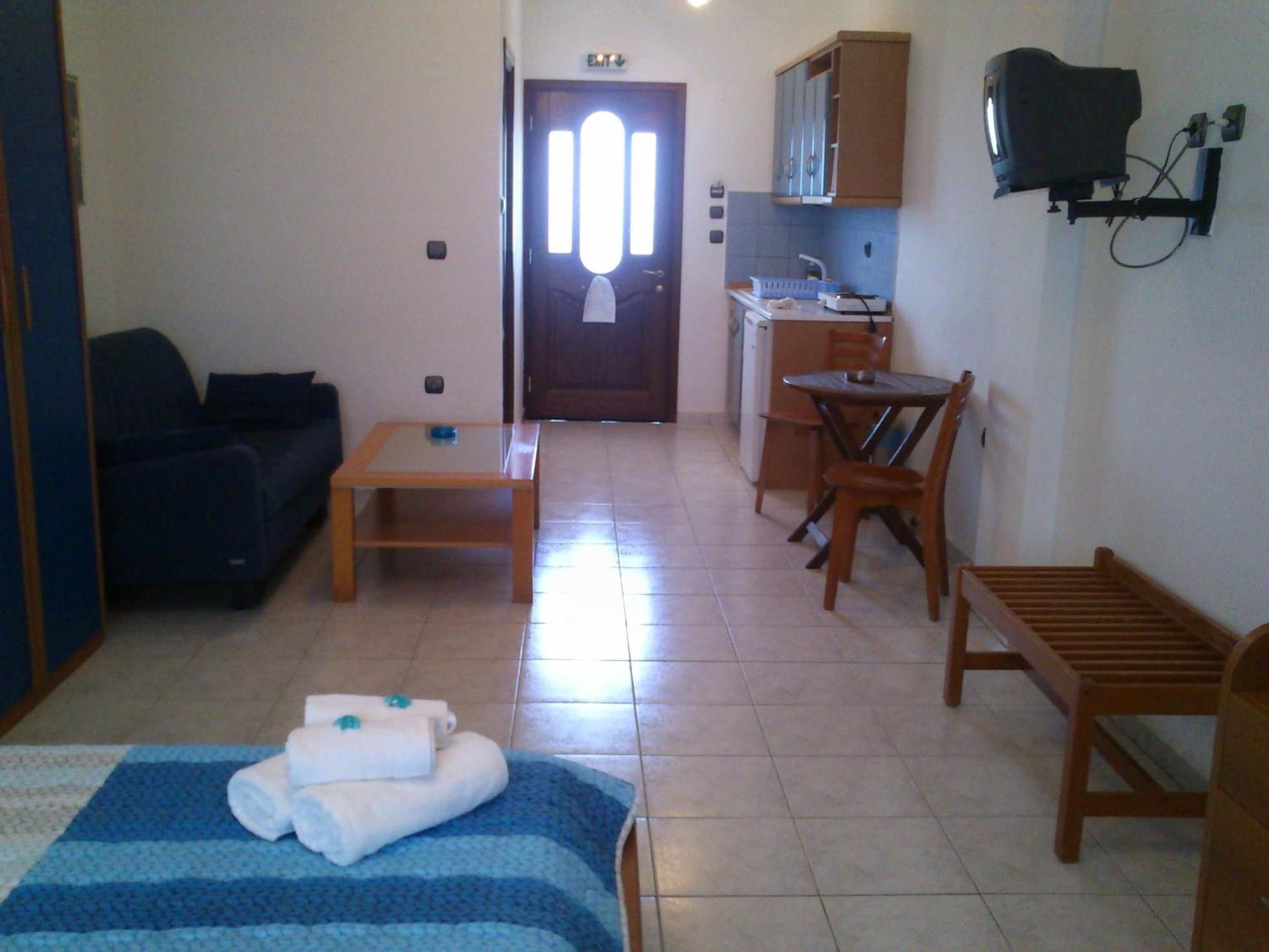 Apartment Erotokritos *